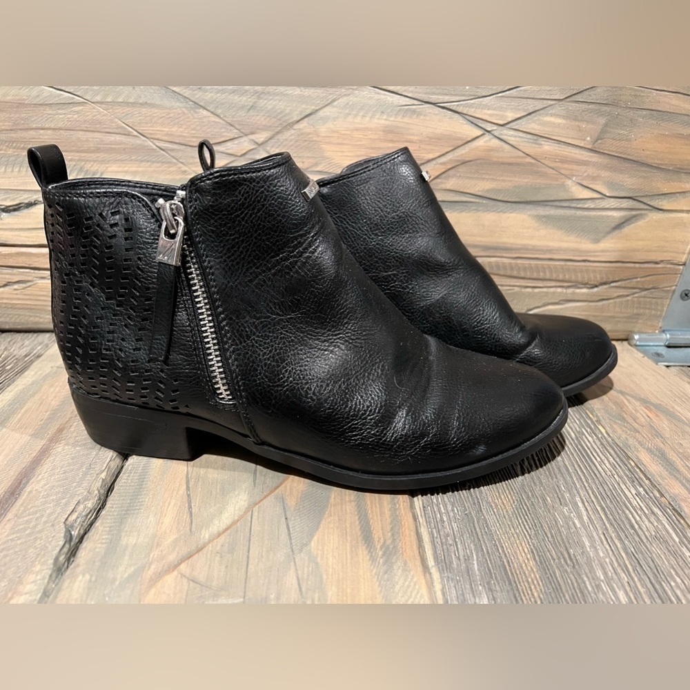 344. Nautica Little Girls Inara Bootie Size 5